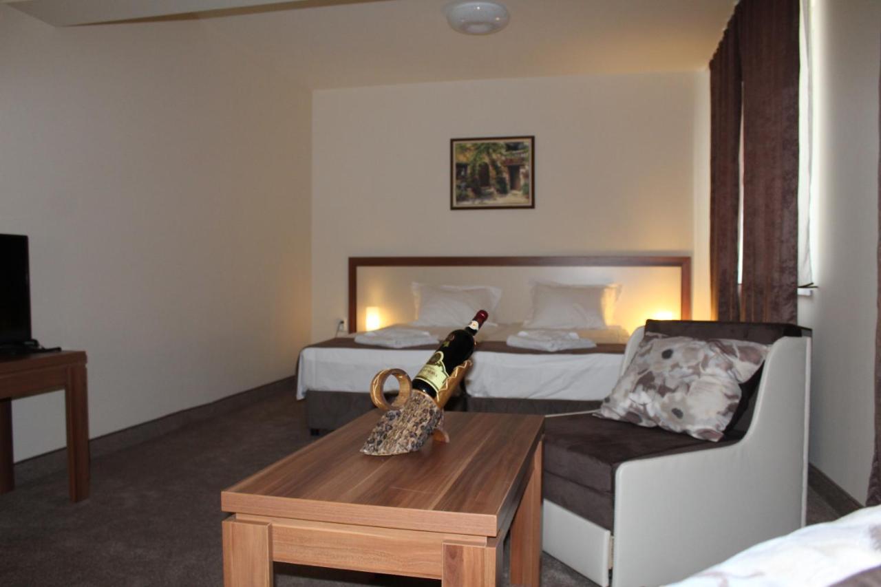 Family Hotel Bulgaria Kharmanli Eksteriør bilde